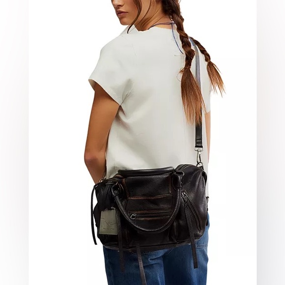 We The Free by Free people Baby Emerson Tote Bag leather in black - Picture 7 of 14